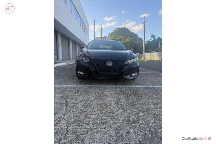 Nissan Sentra SR 2022 con tan solo 6,000 mill