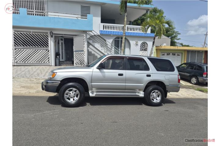 4Runner 2000 4 cyls. 1 sola dueña