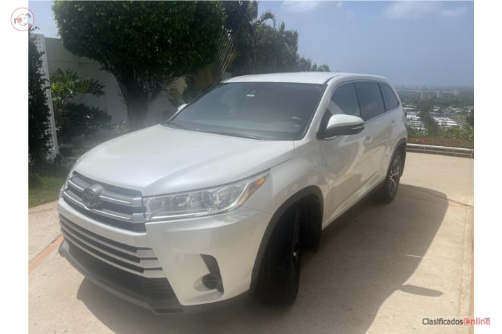 Toyota Highlander LE 2019