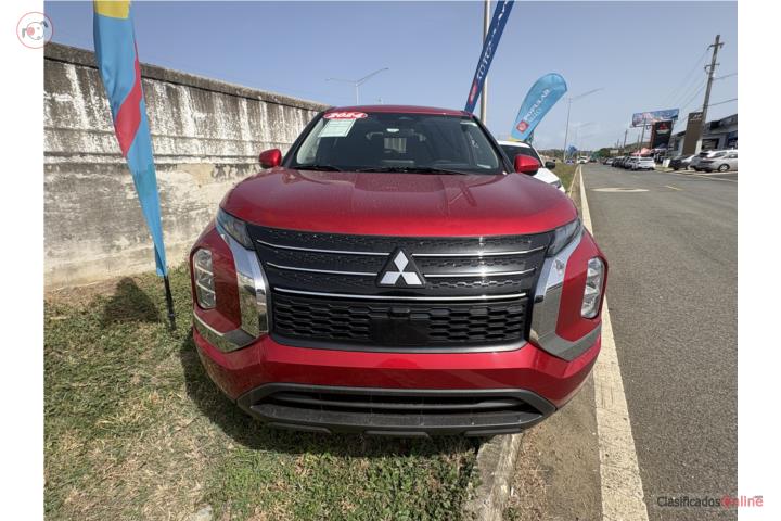 Mitsubishi Outlander ES 2024