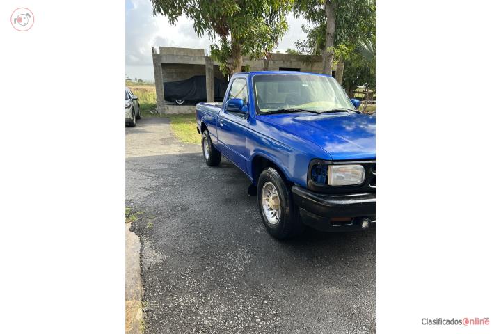 Mazda b2300