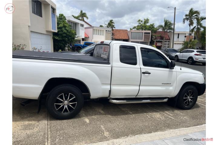 Toyota Tacoma 2008 $11,500