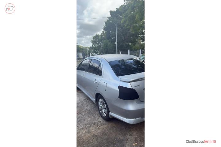 Yaris 2010