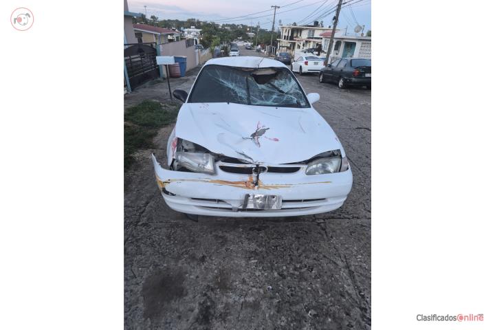 Toyota corrolla 1998 para piezas 1,000 OMO