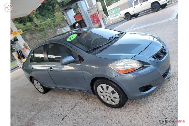 SEDAN LINDO $7,500 75KMILLAS