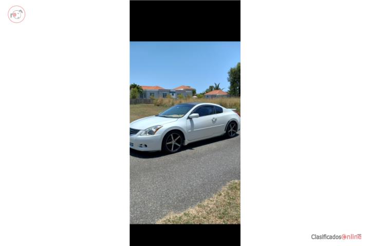 Nissan Altima 2011