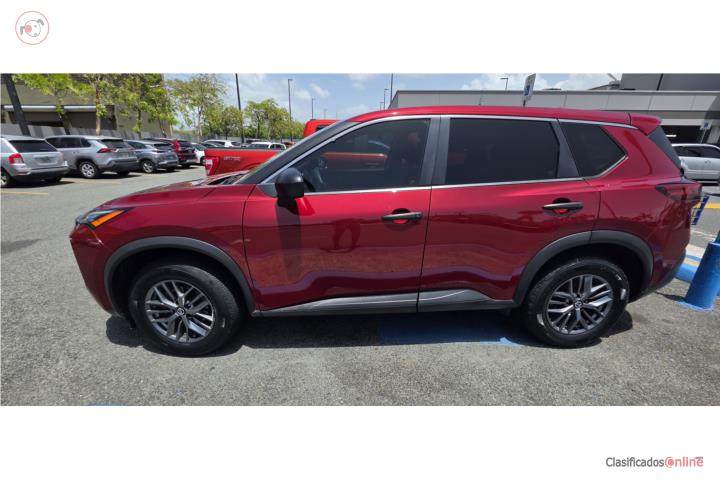 Se vende Nissan Rogue S 2021