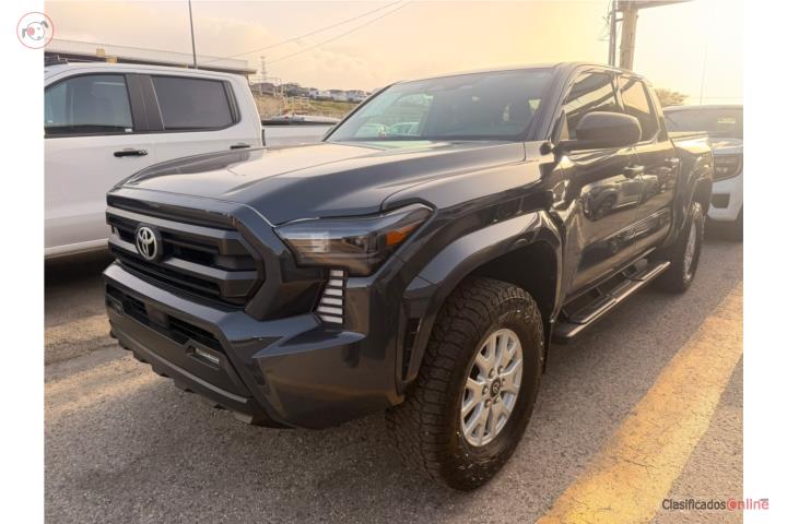 TOYOTA TACOMA 2024