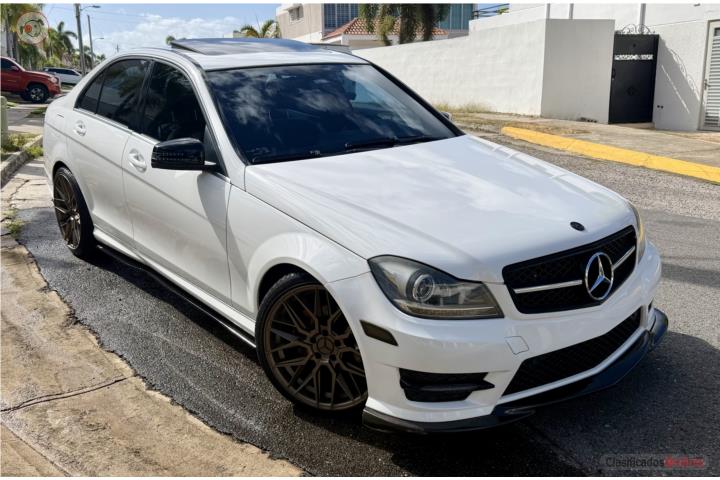Mercedes 2013 C250 Sport Package $9,500