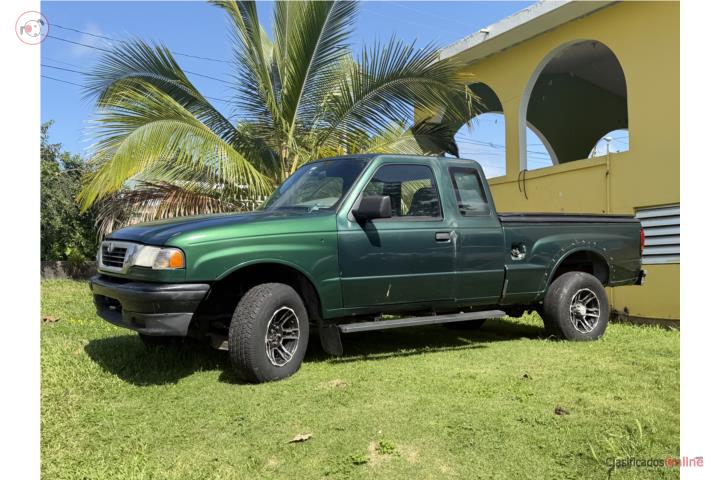 Mazda B3000 std 4x4