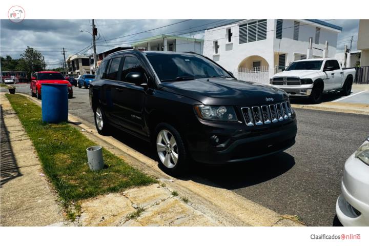 Jeep Compass 2014 automática  4 cilindros