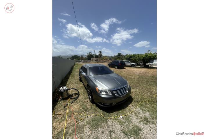 Chrysler 200 2011 Limifed 3.6 | $4,000