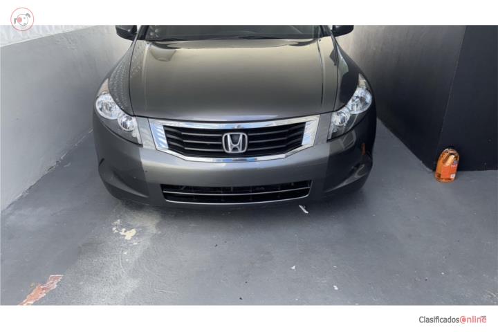 Honada Accord 2010 solo 87,192 millas