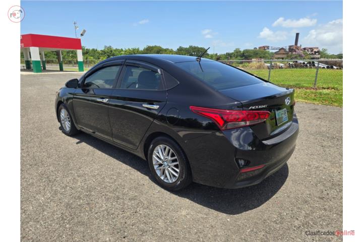 Hyundai accent 2018