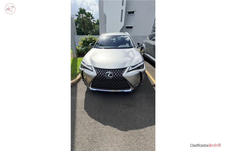 LEXUS UX300H 2025 1 año de uso!