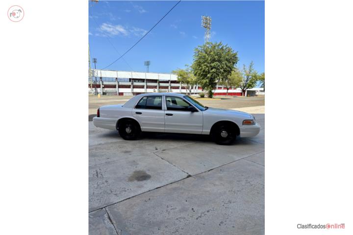 Ford Crown Victoria Police Interceptor 2008.