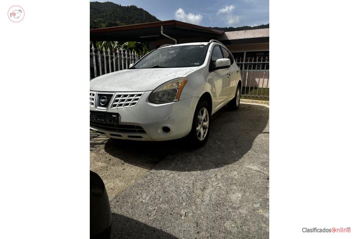 Nissan Rogue 2010