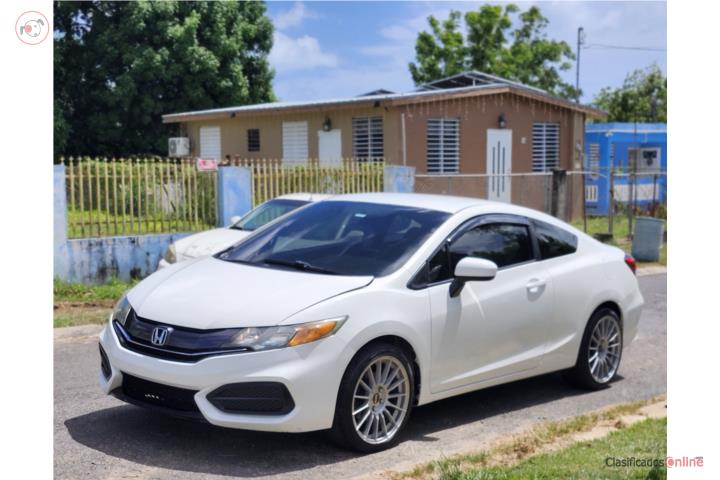 Honda Civic 2014 - Escucho Ofertas!