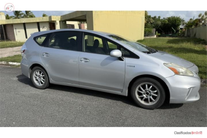 Toyota Prius V 2013 -Buenas Condiciones $4000