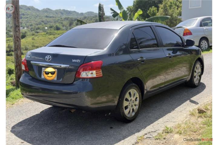 Toyota Yaris 2011