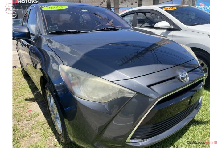 Toyota Yaris 2016