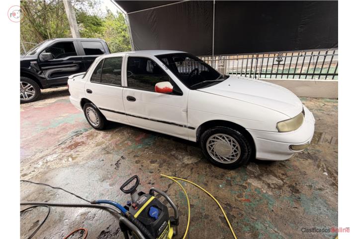 Kia sephia 1.8 doble palo standar