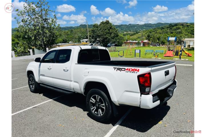 Toyota tacoma en excelentes condiciones