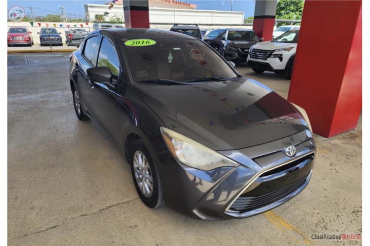 Toyota Yaris Standard  Perfecto para ti