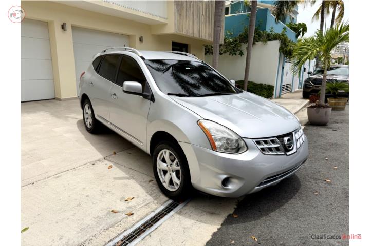 NISSAN ROGUE SV (78K MILLAS) GANGA!