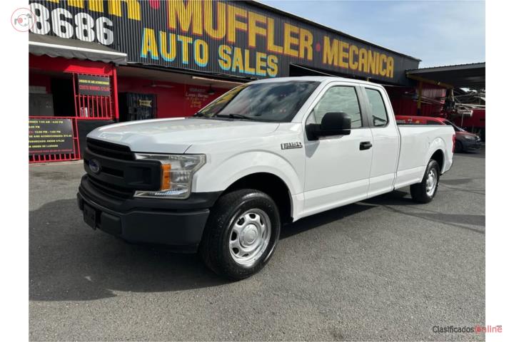 FORD F150 XL CABINA Y MEDIA 2018 CAJON LARGO