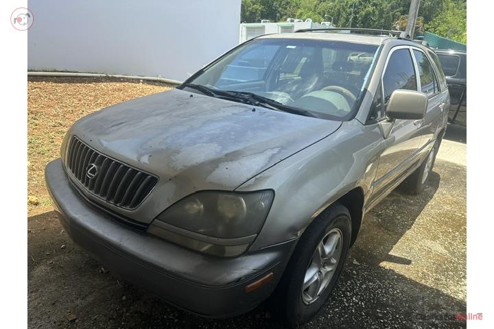 Lexus RX300 color Oro del 2000