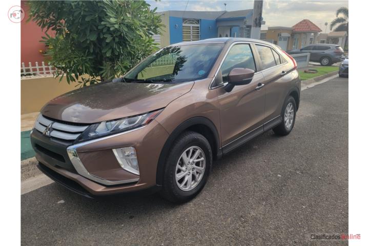 Mitsubishi 2019 con solo 65k millas