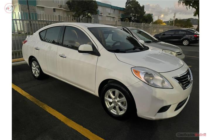 Nissan versa 2014