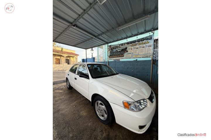 Toyota corolla 2001 corre nuevo