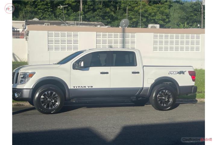 Nissan Titan 2018