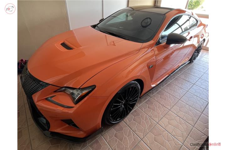 RCF V8 completamente original carbon package