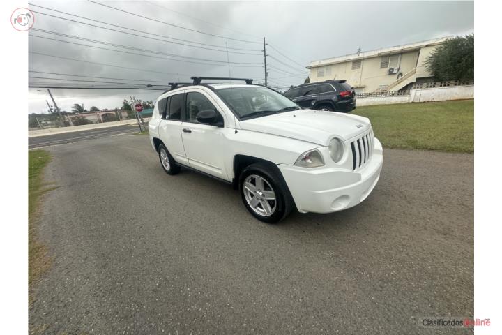 Jeep compass 2009.
