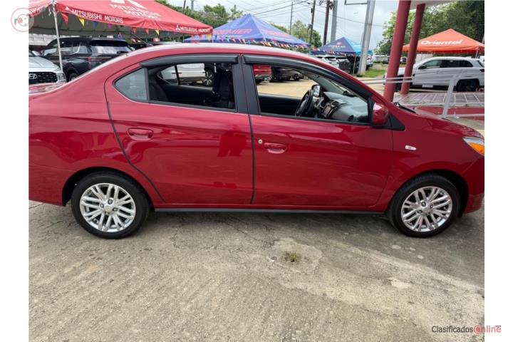 Mitsubishi Mirage 2024 poco millaje