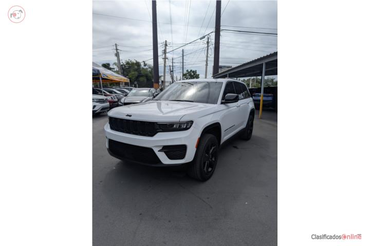 2024 JEEP GRAND CHEROKEE (Solo 29,622 Millas)