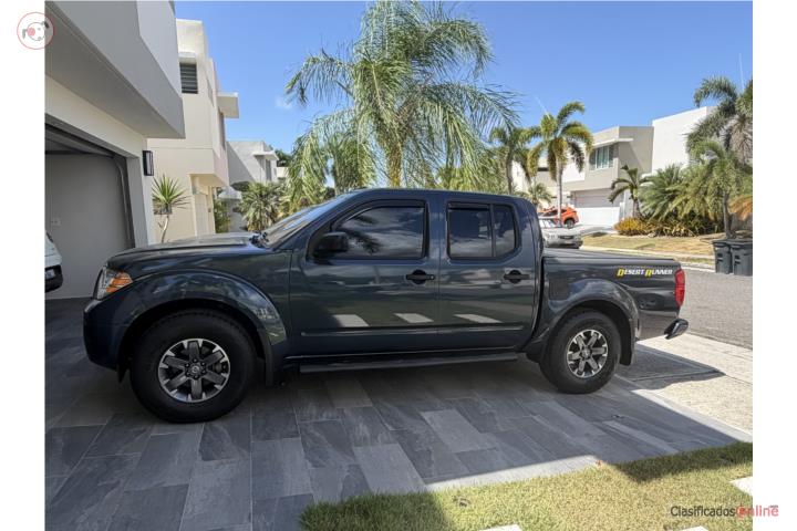 2017 NISSAN FRONTIER DESERT RUNNER