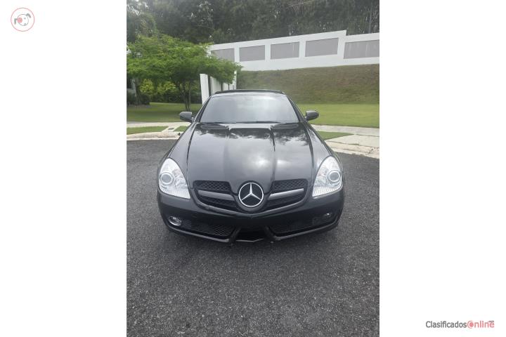 Mercedes Benz Convertible SLK350 2009 $10,000
