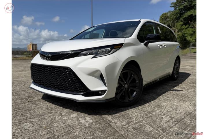 2026 Toyota Sienna XSE
