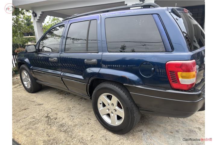 Jeep Grand Cherokee Laredo 2001