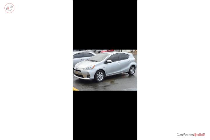 Toyota  prius  c   2012   la  cara