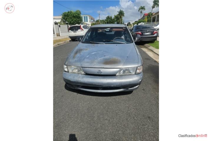 Auto Clasico Nissan Sentra gxe 99.