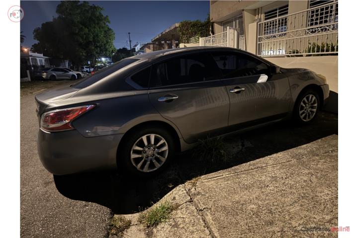 Nissan Altima S 2014 (Se vende)