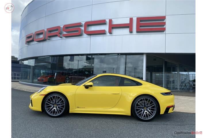 Porsche 911 carrera 2021