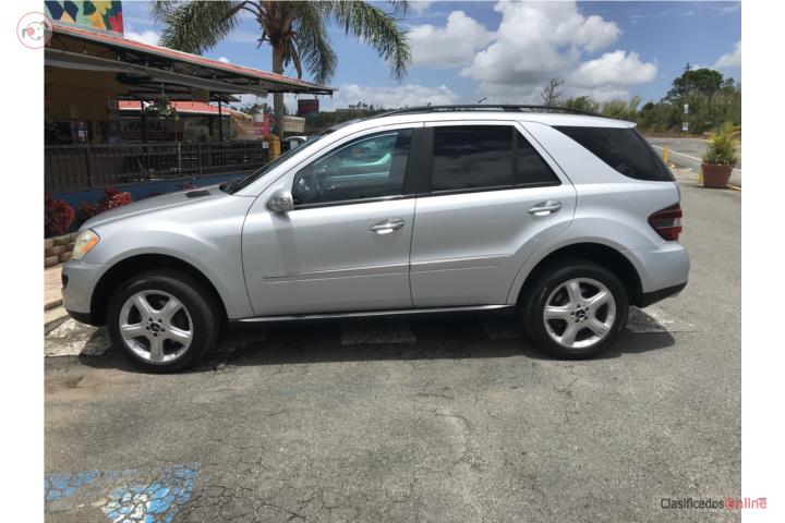 Se vende Mercedes-Benz ML 350