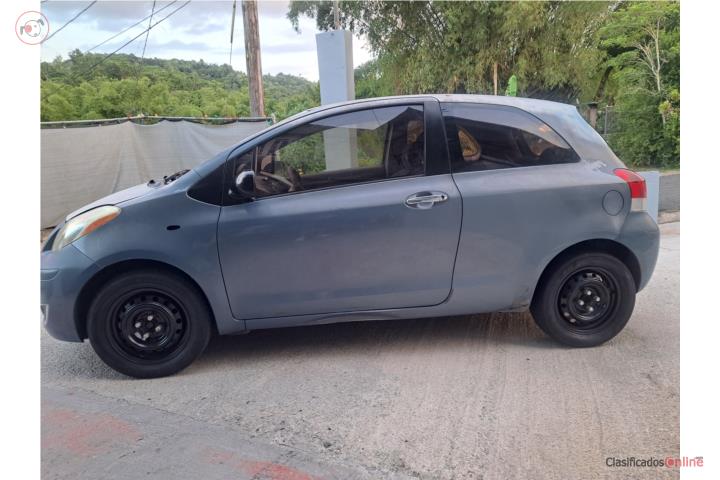 Toyota Yaris 2009 aut $2,400