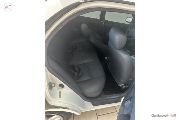 Toyota Corolla CE 1997 1,600 fijo